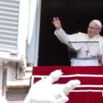 Đức Thánh Cha Phanxicô: Mẹ Maria hồn xác lên trời nhắc chúng ta phục vụ Chúa và Giáo Hội bằng cả con người