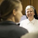 Thư gửi em tu xuất!