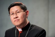 Đức Hồng y Tagle kêu gọi xóa nợ cho các nước nghèo để giúp họ đối phó với virus corona