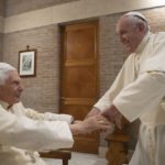 Các tân Hồng y đến thăm Đức Bênêđictô XVI