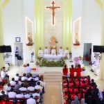 Giáo xứ Đông Tháp: Thánh lễ cung hiến bàn thờ và làm phép nhà thờ giáo họ Yên Thọ