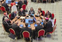 Đối thoại thiêng liêng là gì?