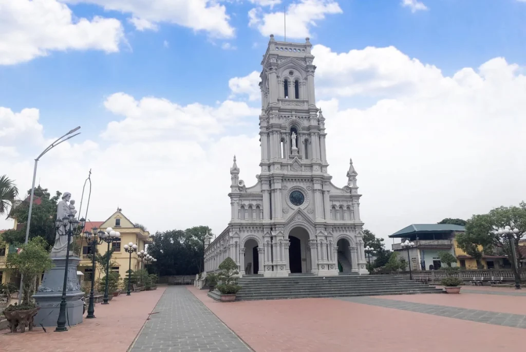 Giờ Lễ Giáo Xứ Nhà Thờ Bói Kênh Mới Nhất