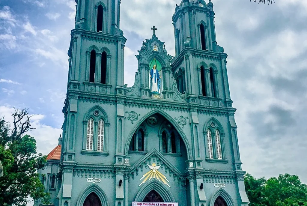 Giờ Lễ Giáo Xứ Nhà Thờ Hoàng Nguyên Mới Nhất