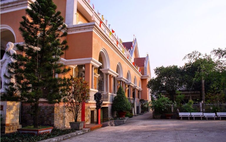 Giờ Lễ Nhà Thờ Mỹ Hoà Mới Nhất (TP. Thủ Đức)