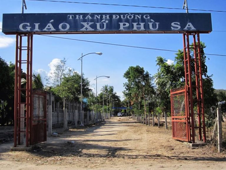 Giờ Lễ Giáo Xứ Nhà Thờ Phù Sa Nha Trang Mới Nhất
