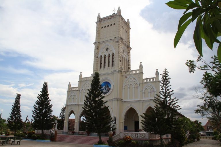 Giờ Lễ Giáo Xứ Nhà Thờ Tấn Tài Mới Nhất