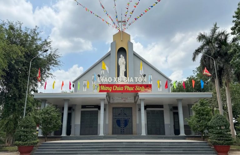 Giờ Lễ Nhà Thờ Gia Tôn Mới Nhất