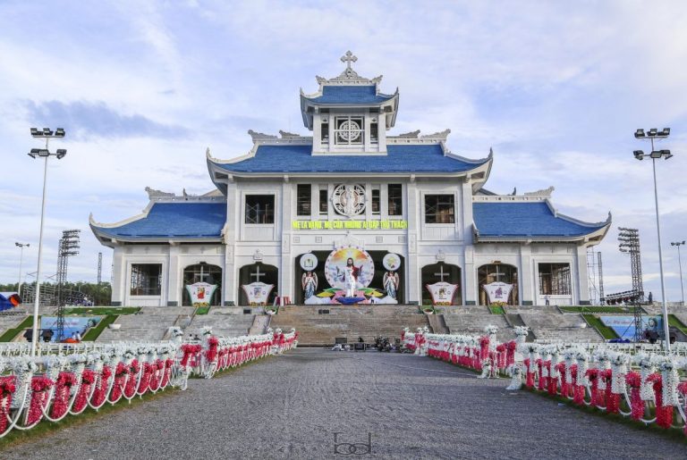Giờ Lễ Trung tâm hành hương Đức Mẹ La Vang Quảng Trị Mới Nhất