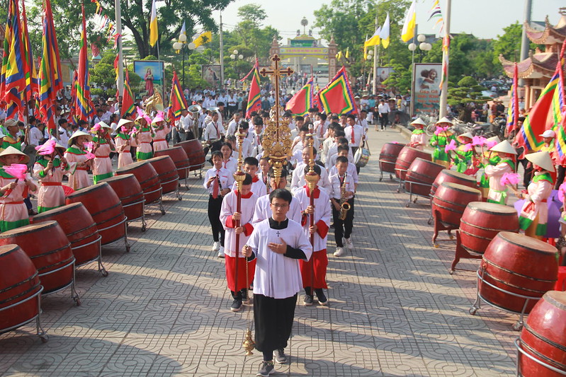 Cao điểm Tuần Chầu lượt Giáo xứ Thanh Dạ: Ở lại, lắng nghe, tin tưởng, thông hiệp và cộng tác
