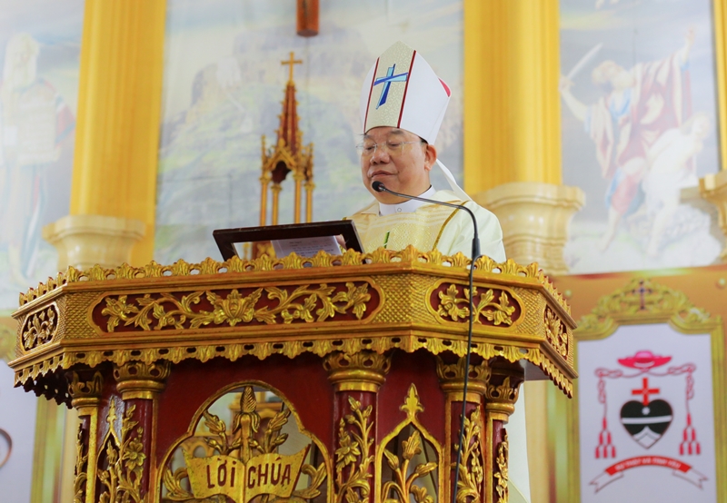 Tân Giáo phận Hà Tĩnh: Mừng ngày thành lập Giáo phận và khởi đầu sứ vụ của Đức Giám mục Phaolô Nguyễn Thái Hợp