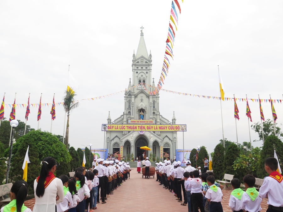 Ban Giáo lý – Đức tin Giáo phận: Thông báo về việc phát hành sách “Giáo lý Xưng tội – Rước lễ lần đầu” và “Giáo lý Thêm sức”